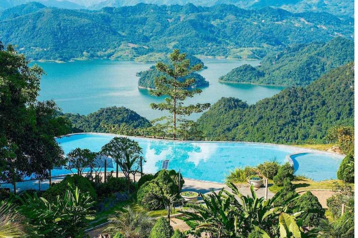 Bakhan Village Resort